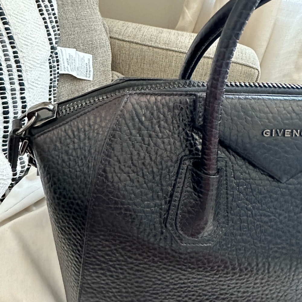 Authentic Rare Givenchy Antigona Bag, Medium - Picture 12 of 16